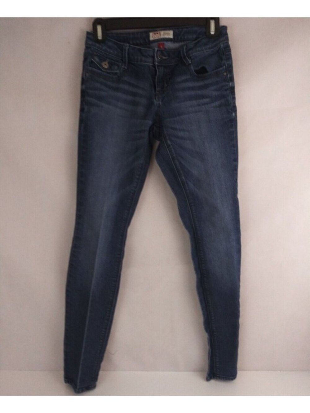 Lei Selena Curvy Skinny Women's Distressed Whiskered Embroidered Jeans Size 3